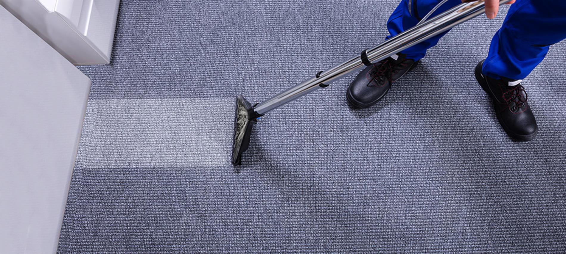 Cómo quitar las manchas en la alfombra o tapete